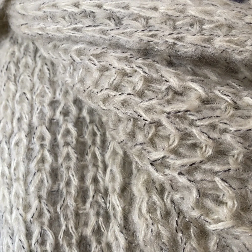 NWT Olsenboye Scarf OS